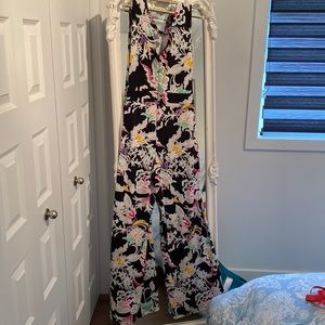 Beautiful jumpsuit with slits on the legs size xl